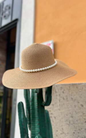 Cappello Perle Scuro 12€</br> <b>DISPONIBILE IN STORE!</b>