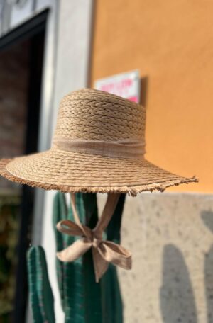 Cappello Sissi Scuro 16€</br> <b>DISPONIBILE IN STORE!</b>