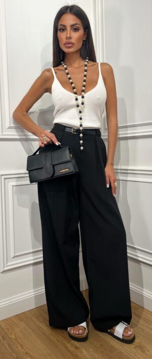 Pantalone Dora Nero 34€</br> <b>DISPONIBILE IN STORE!</b>